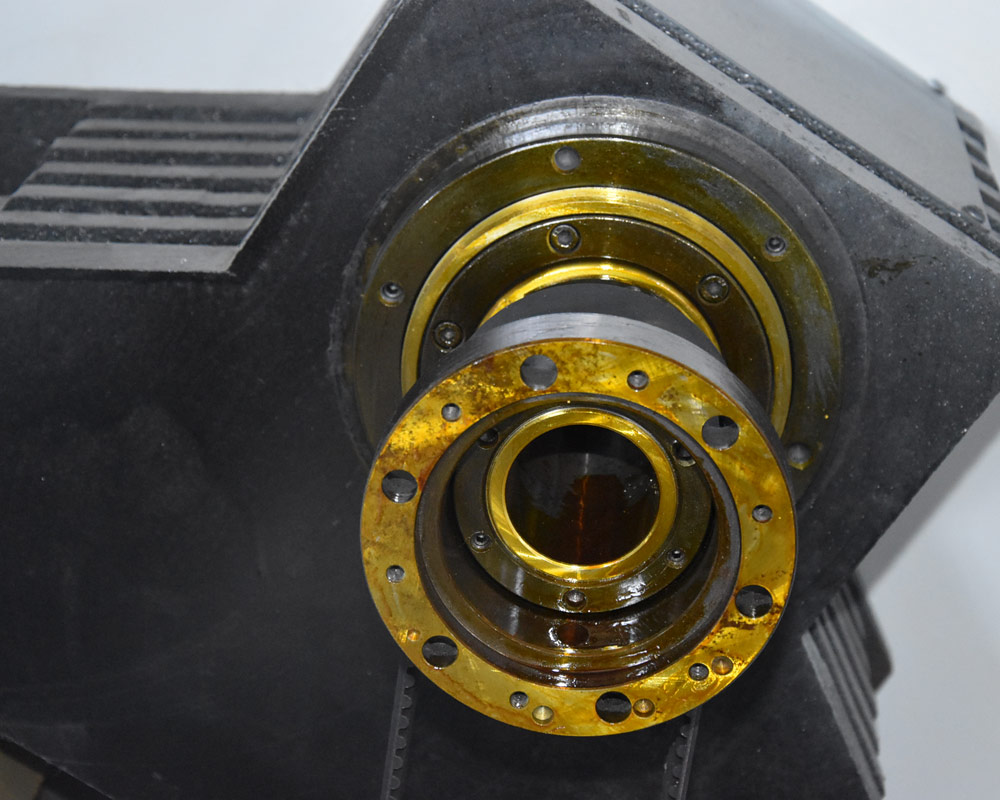 輪轂拉絲機廠家淺談輪胎使用壽命